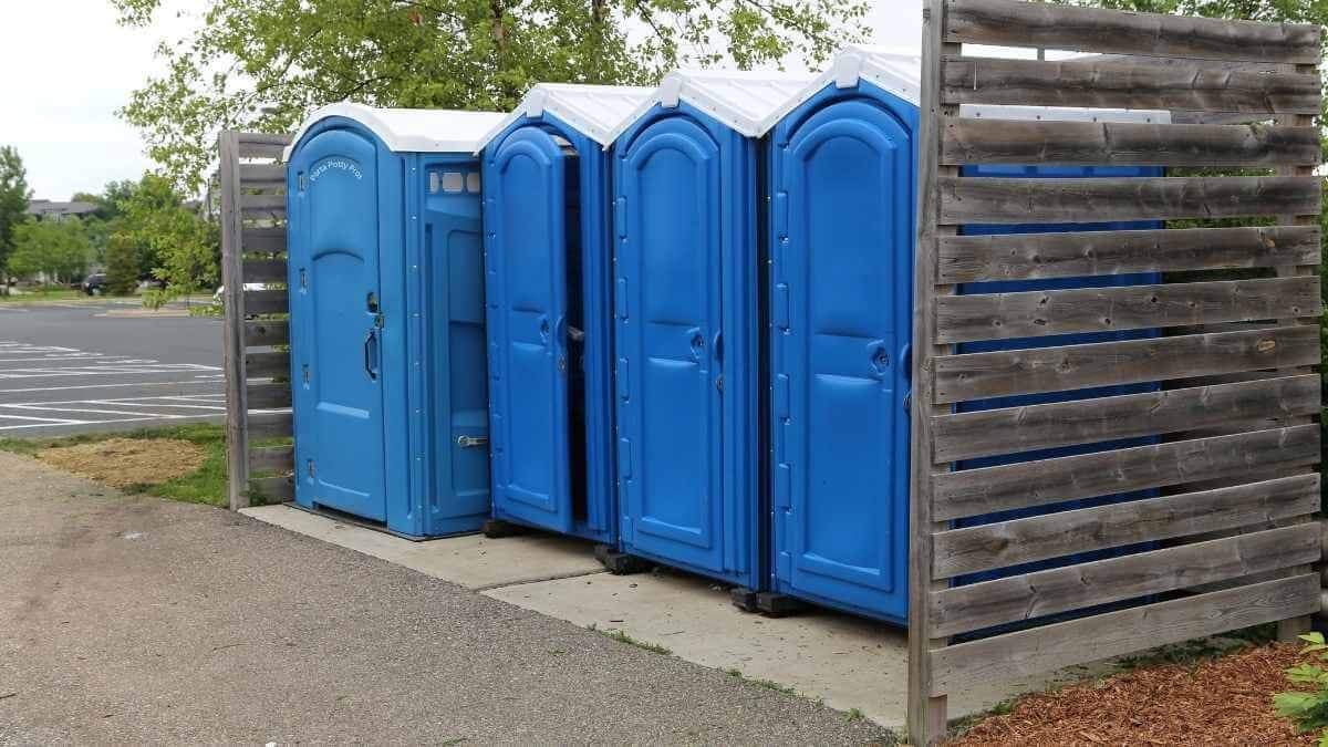 VIP Trailer Restrooms - Porta Potty Rental Pros - Porta Potty Rentals services in Bloomfield, IN